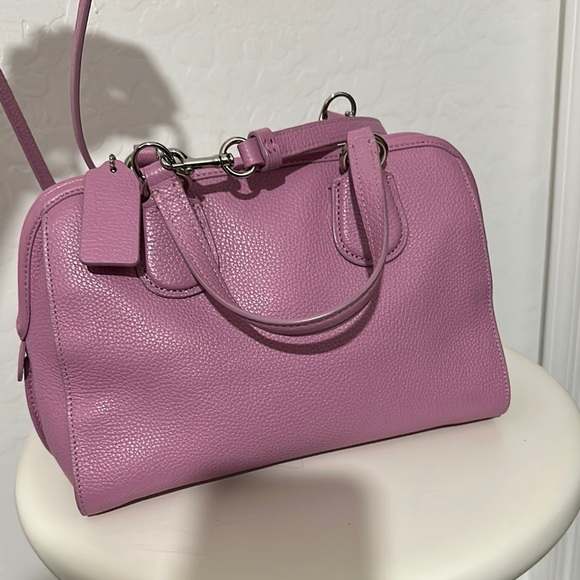 Coach Pink Leather Women's Bag - Picture 4 of 5